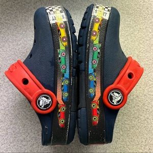 Crocs light-up with race cars